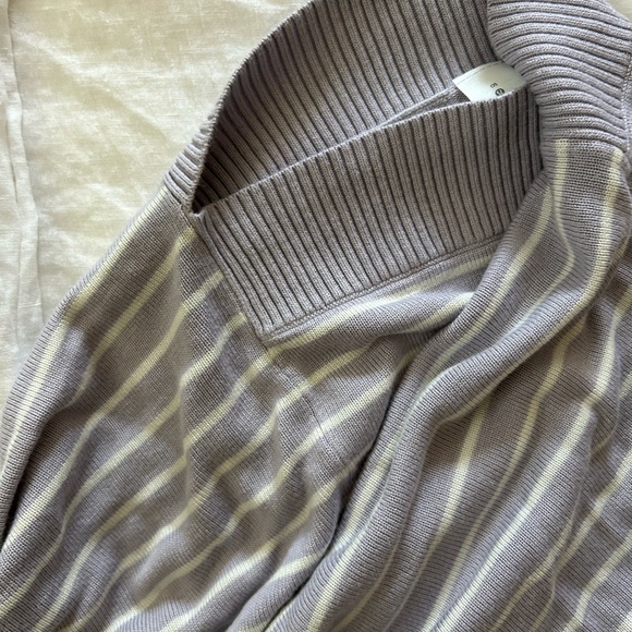 Lululemon Forward Flow Poncho ONE SIZE Pullover NWT Stripes Lavender White - Picture 4 of 5